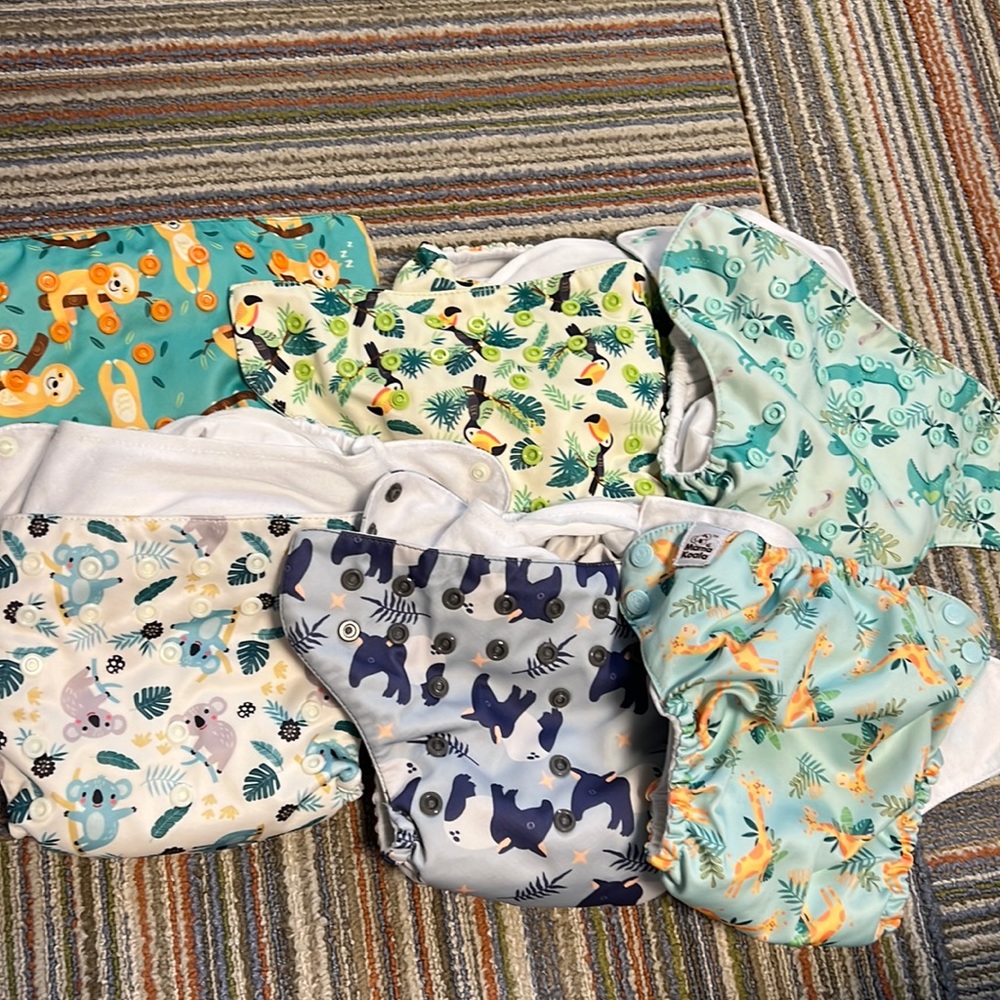 6 mama Koala cloth diapers and inserts